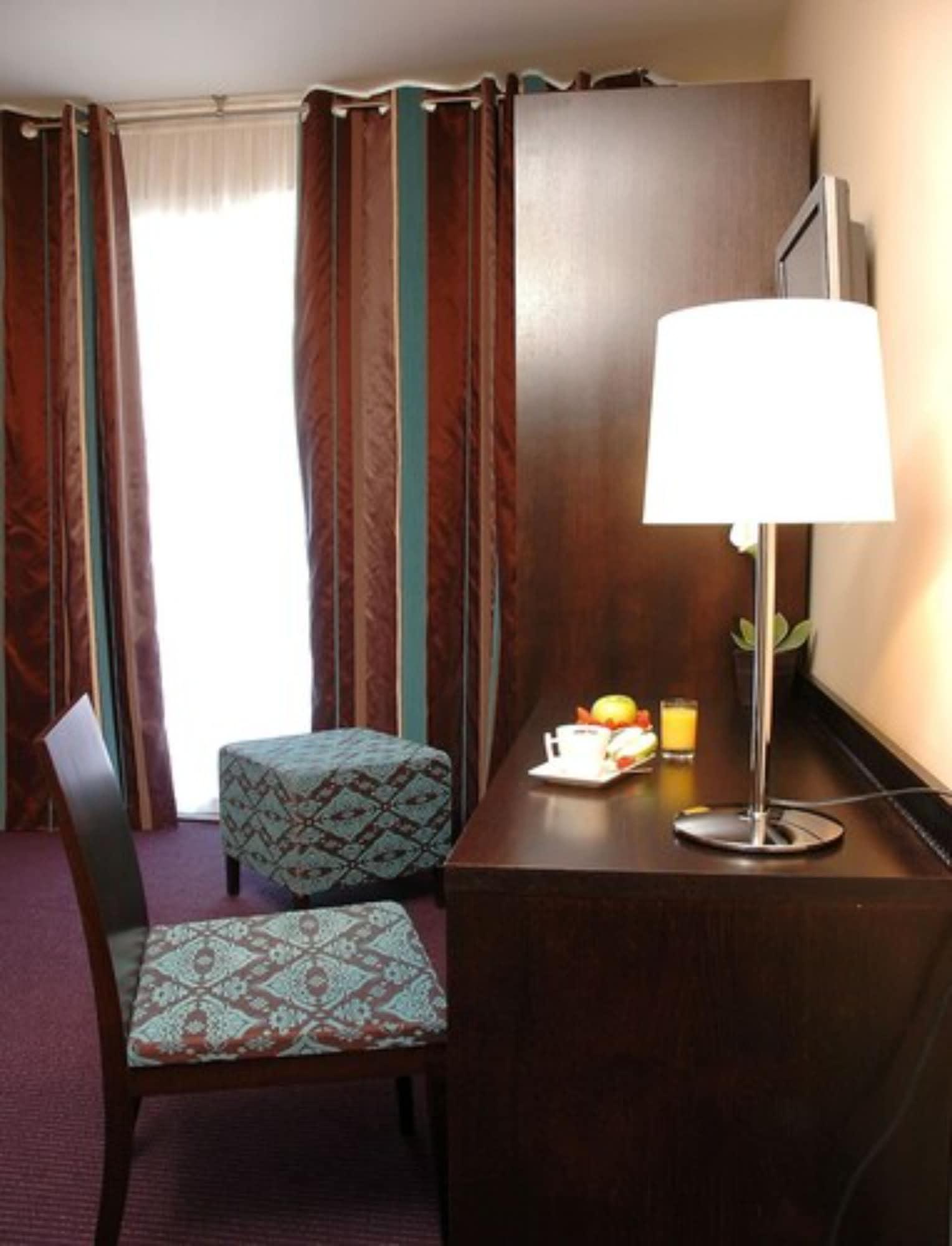 Ibis Styles Beaulieu Sur Mer Экстерьер фото