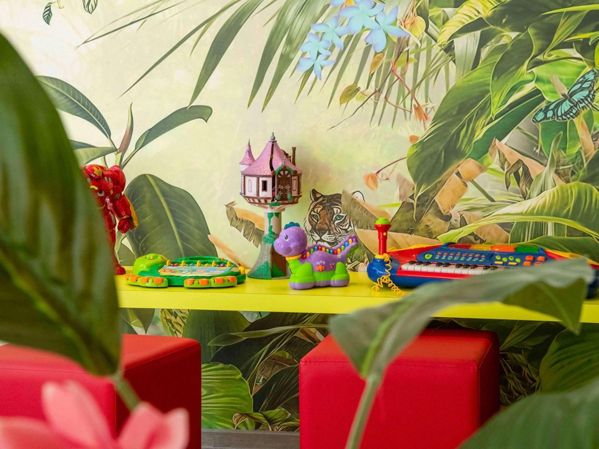Ibis Styles Beaulieu Sur Mer Экстерьер фото