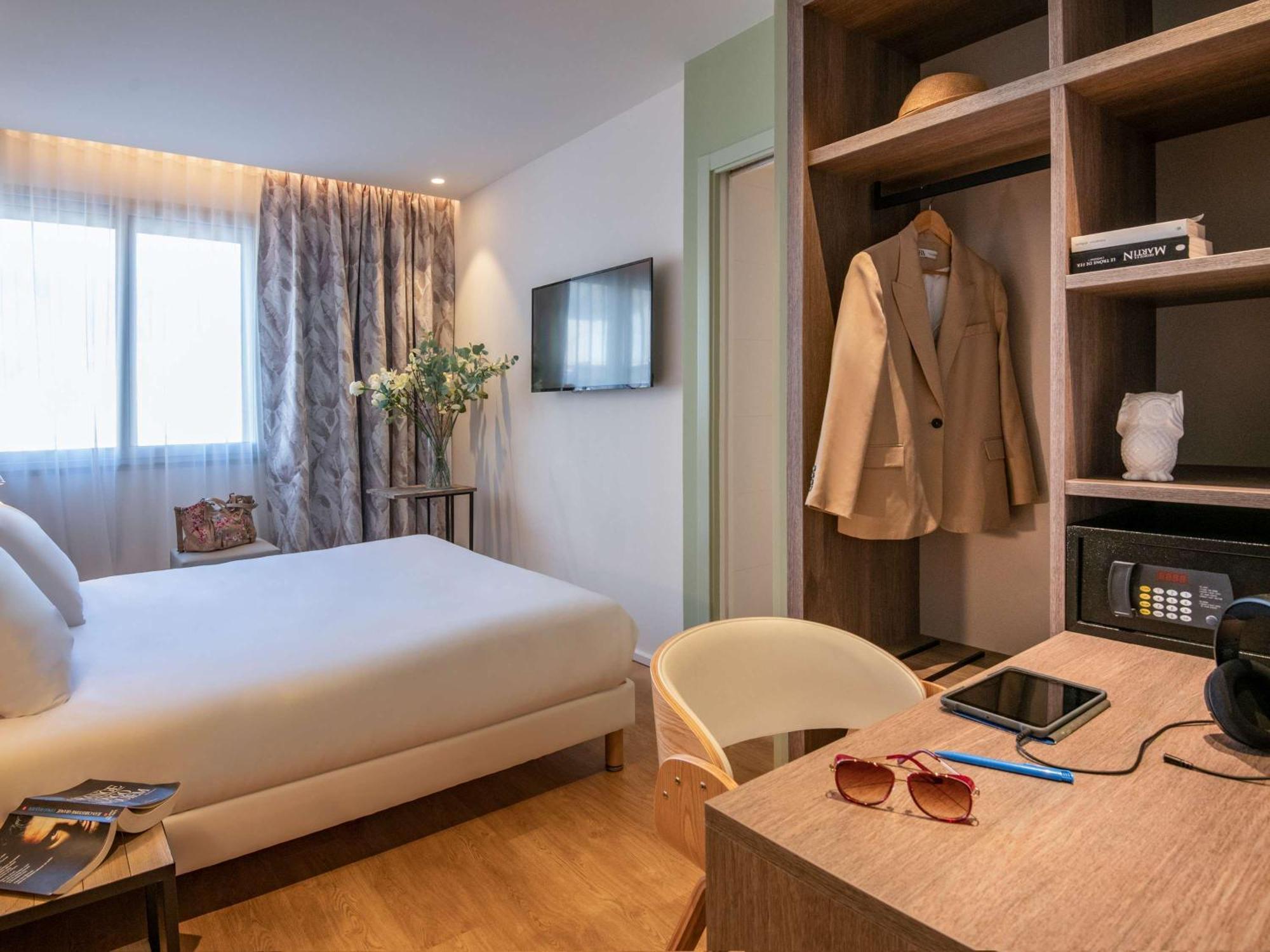 Ibis Styles Beaulieu Sur Mer Экстерьер фото
