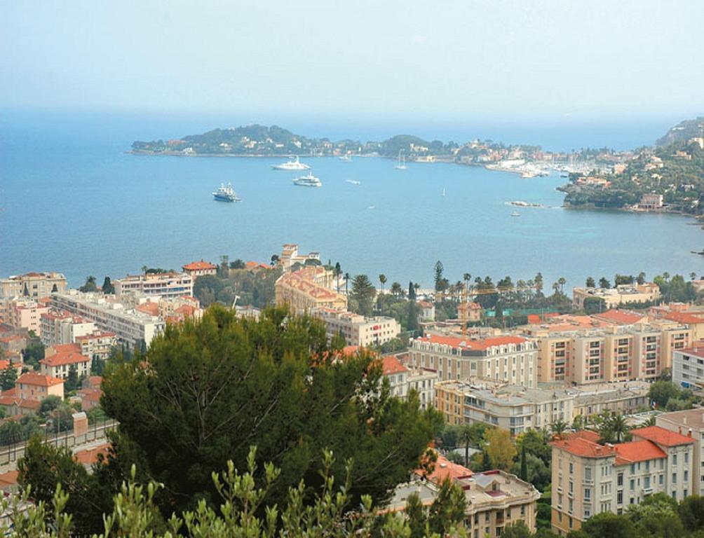 Ibis Styles Beaulieu Sur Mer Экстерьер фото